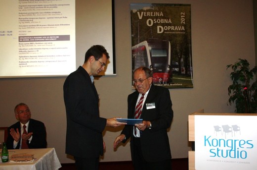 Verejná osobná doprava 2012